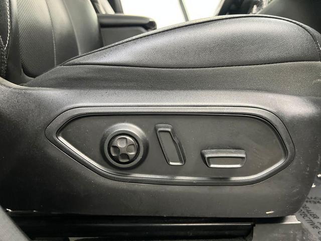 Photo of 2024 Silver Zynith Jeep Grand Cherokee L