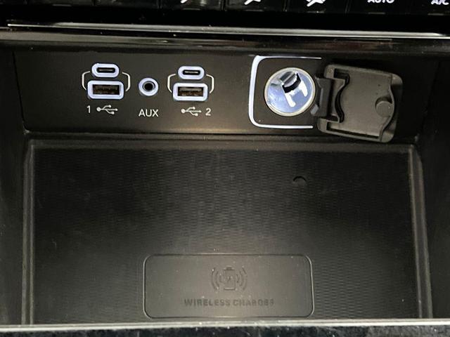 Photo of 2024 Silver Zynith Jeep Grand Cherokee L