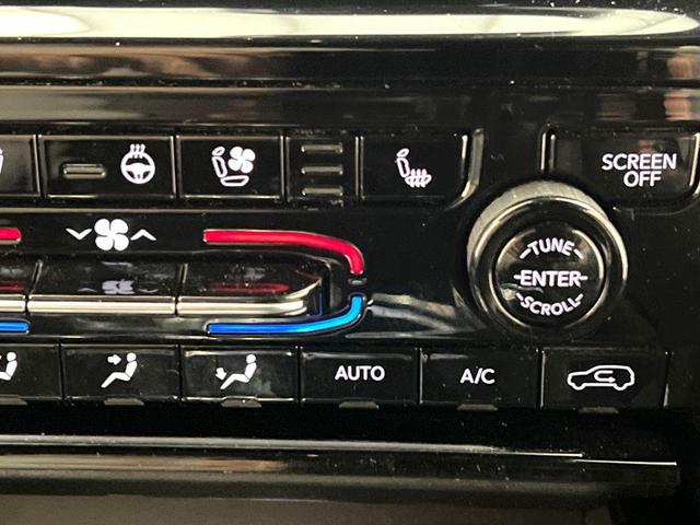 Photo of 2024 Silver Zynith Jeep Grand Cherokee L