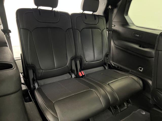 Photo of 2024 Silver Zynith Jeep Grand Cherokee L