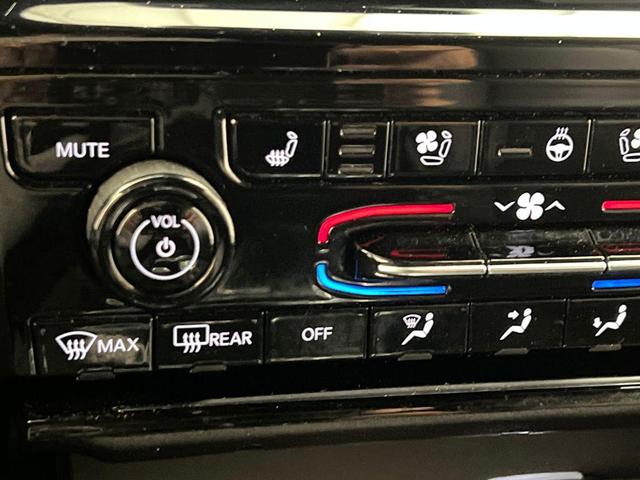 Photo of 2024 Silver Zynith Jeep Grand Cherokee L