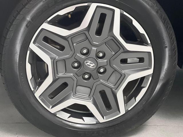 Photo of 2023 Twilight Black Hyundai SANTA FE HEV