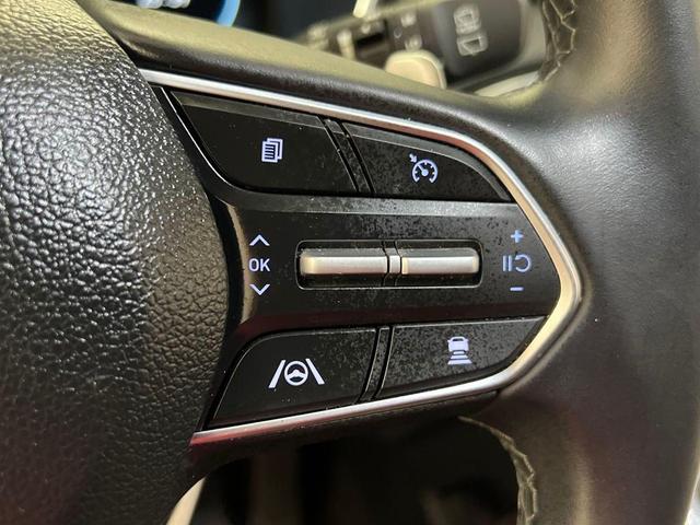 Photo of 2023 Twilight Black Hyundai SANTA FE HEV