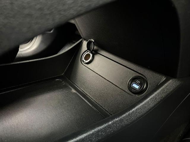 Photo of 2023 Twilight Black Hyundai SANTA FE HEV