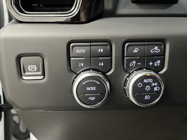 Photo of 2024 Summit White GMC Sierra 1500