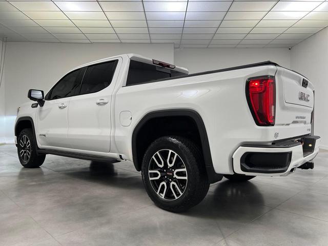 Photo of 2024 Summit White GMC Sierra 1500