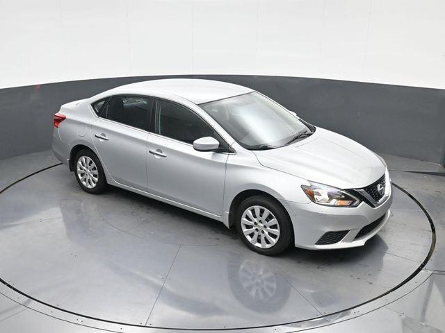 Photo of 2016 Brilliant Silver Metallic Nissan Sentra