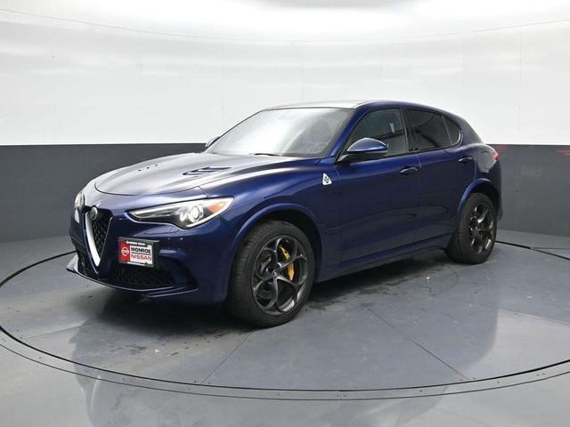 Photo of 2019 Montecarlo Blue Metallic Alfa Romeo Stelvio