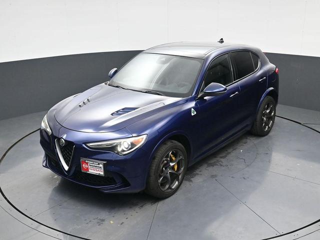 Photo of 2019 Montecarlo Blue Metallic Alfa Romeo Stelvio