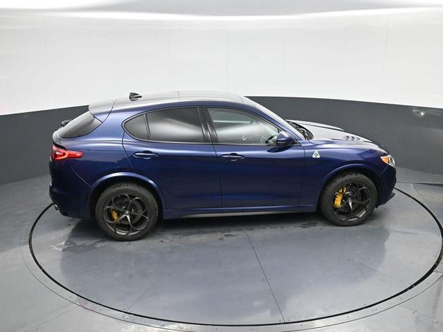 Photo of 2019 Montecarlo Blue Metallic Alfa Romeo Stelvio