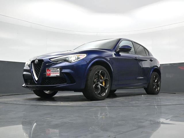 Photo of 2019 Montecarlo Blue Metallic Alfa Romeo Stelvio