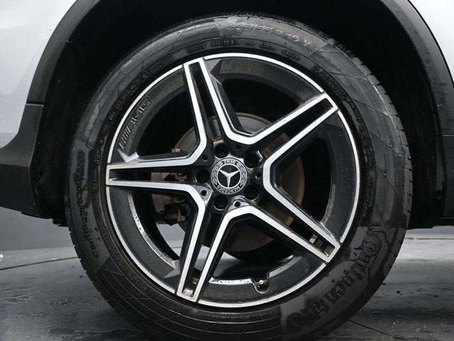 Photo of 2020 Iridium Silver Metallic Mercedes-Benz GLC 300