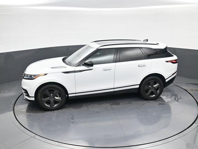 Photo of 2025 Ostuni Pearl White Metallic Land Rover Range Rover Velar