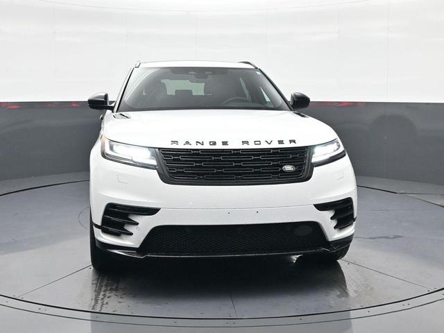 Photo of 2025 Ostuni Pearl White Metallic Land Rover Range Rover Velar