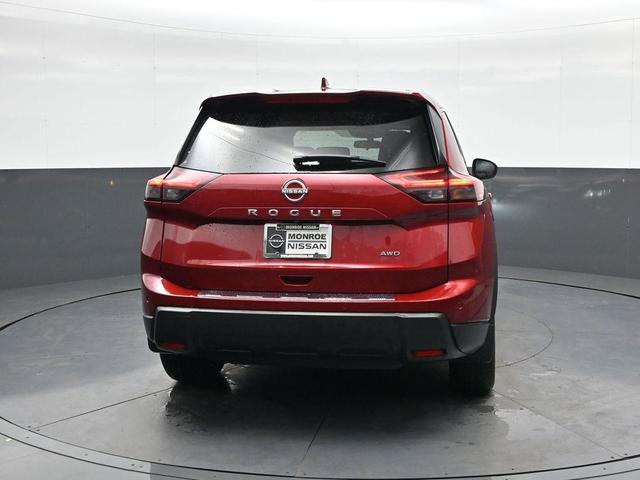 Photo of 2025 Scarlet Ember Tintcoat Nissan Rogue
