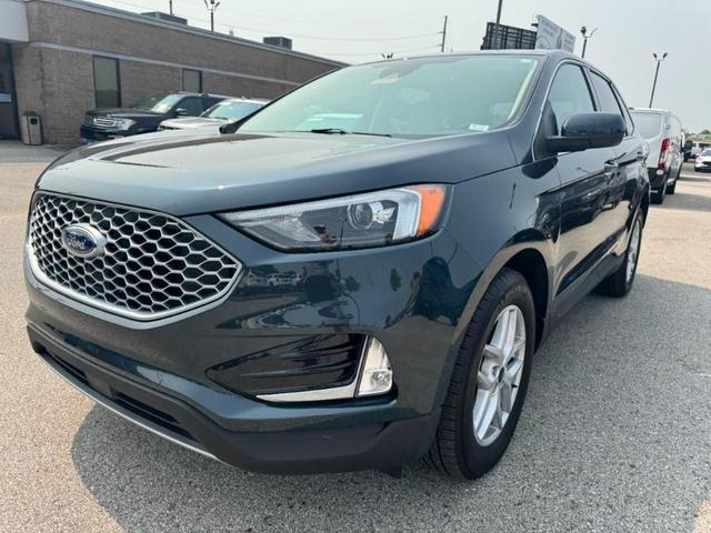 Photo of 2023 Atlas Blue Metallic Ford Edge