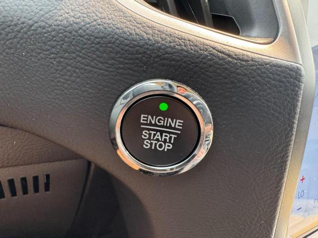 Photo of 2023 Atlas Blue Metallic Ford Edge