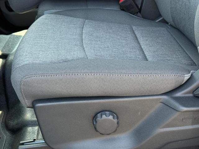 Photo of 2026 Oxford White Ford F-250