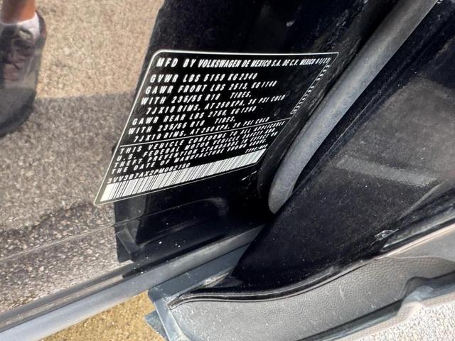 Photo of 2023 Deep Black Pearl Effect Volkswagen Tiguan