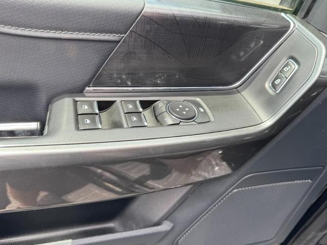 Photo of 2022 Agate Black Metallic Ford F-150
