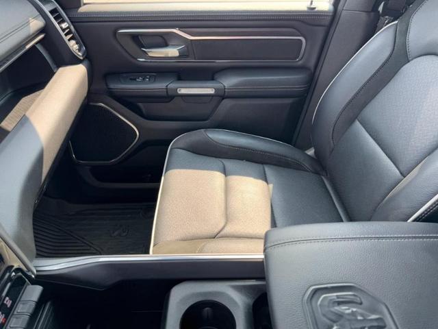 Photo of 2025 Bright White Clearcoat RAM 1500