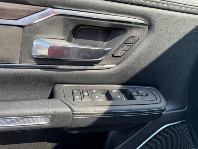 Photo of 2025 Bright White Clearcoat RAM 1500