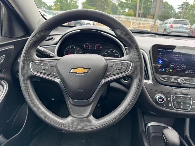Photo of 2024 Mineral Gray Metallic Chevrolet Malibu
