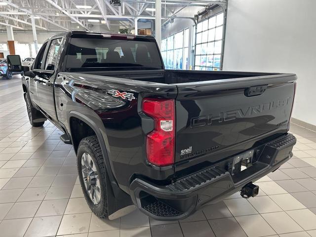 Photo of 2024 Black Chevrolet Silverado 2500