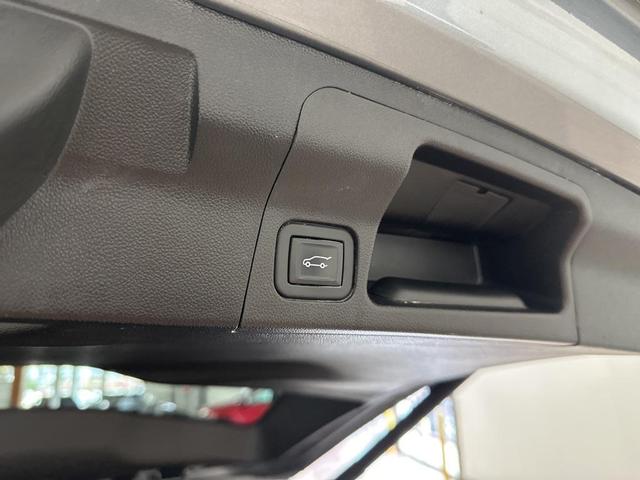 Photo of 2022 Satin Steel Metallic GMC Acadia