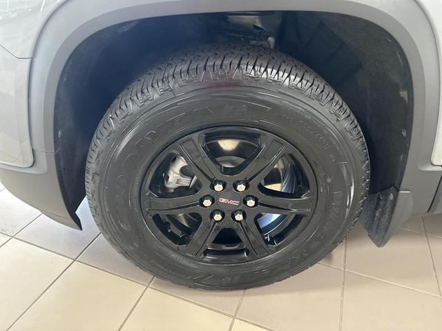 Photo of 2022 Satin Steel Metallic GMC Acadia