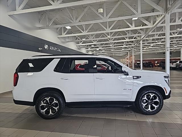 Photo of 2025 Summit White GMC Yukon