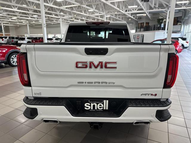 Photo of 2025 Summit White GMC Sierra 1500