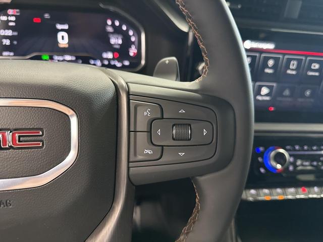 Photo of 2025 Summit White GMC Sierra 1500