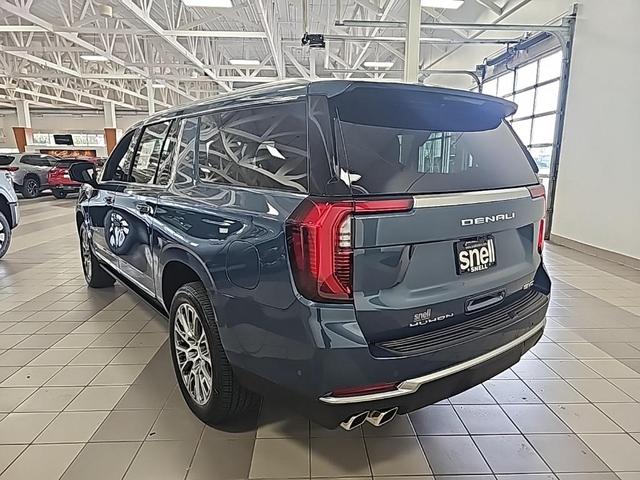 Photo of 2025 Downpour Metallic GMC Yukon XL