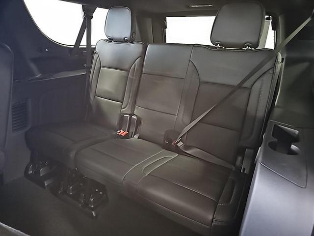 Photo of 2025 Downpour Metallic GMC Yukon XL