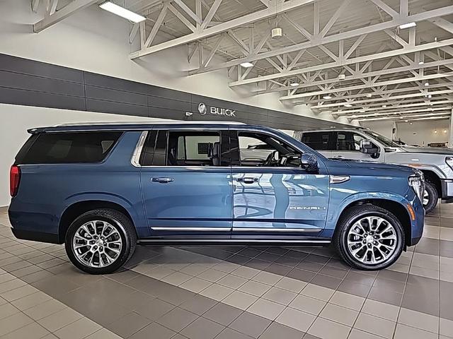 Photo of 2025 Downpour Metallic GMC Yukon XL