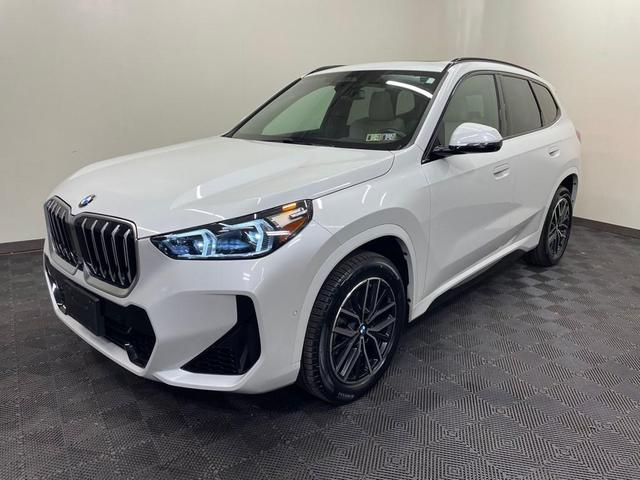 Photo of 2023 MINERAL WHITE BMW X1