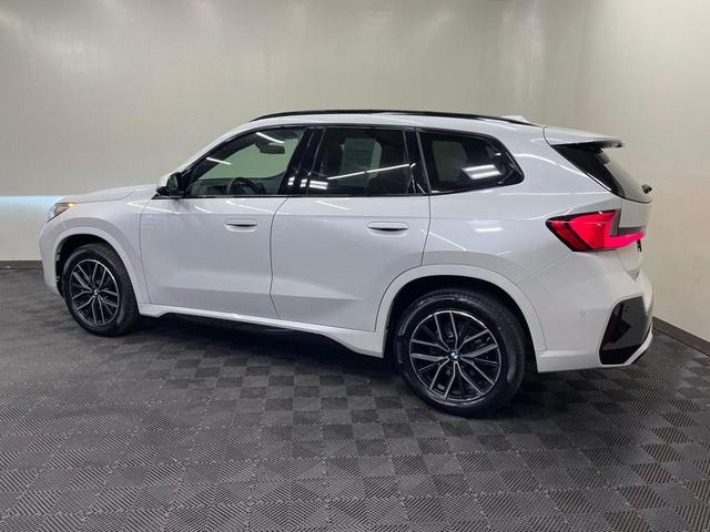 Photo of 2023 MINERAL WHITE BMW X1