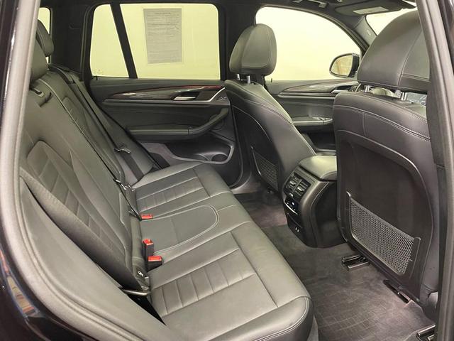 Photo of 2021 Black Sapphire Metallic BMW X3