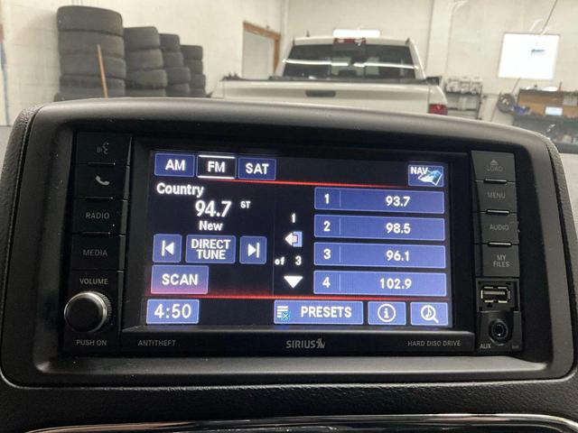 Photo of 2019 Granite Pearlcoat Dodge Grand Caravan