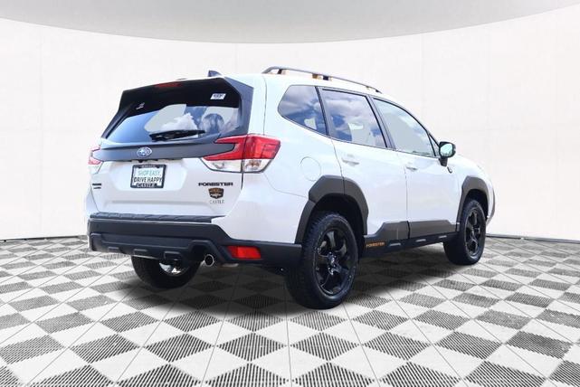 Photo of 2024 Crystal White Pearl Subaru Forester