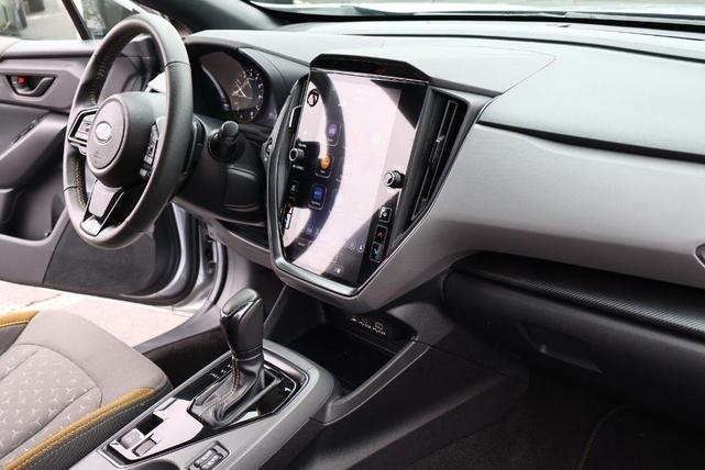 Photo of 2024 Ice Silver Metallic Subaru Crosstrek