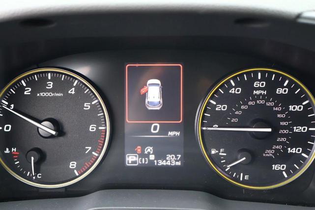 Photo of 2024 Ice Silver Metallic Subaru Crosstrek