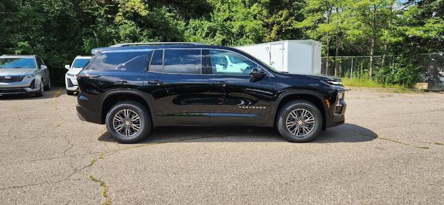 Photo of 2026 Mosaic Black Metallic Chevrolet Traverse