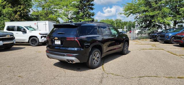 Photo of 2026 Mosaic Black Metallic Chevrolet Traverse