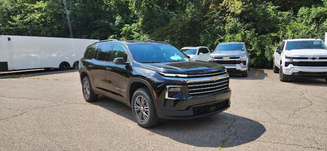 Photo of 2026 Mosaic Black Metallic Chevrolet Traverse