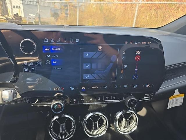 Photo of 2025 Black Chevrolet Blazer EV