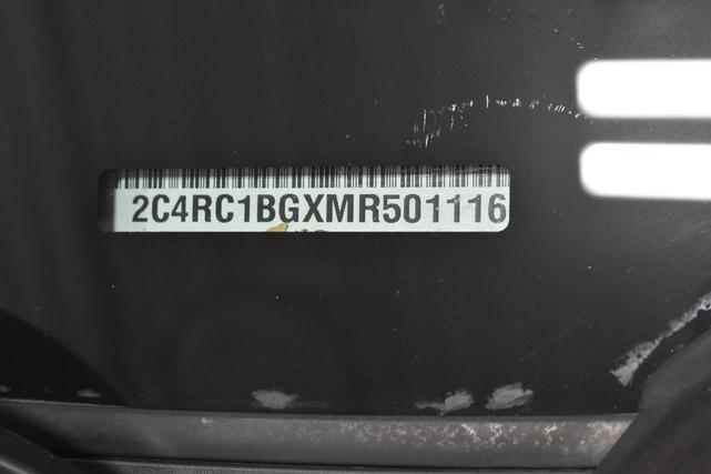 Photo of 2021 Bright White Clearcoat Chrysler Pacifica