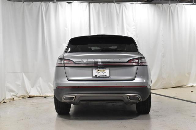Photo of 2023 Silver Radiance Metallic Clearcoat Lincoln Nautilus
