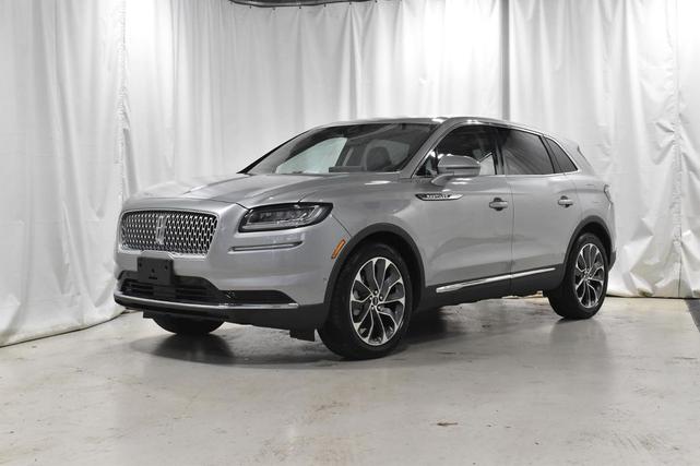 Photo of 2023 Silver Radiance Metallic Clearcoat Lincoln Nautilus